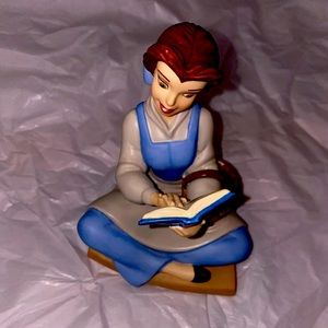 Disney - Bookish Beauty 2005 Walt Disney Collectors Society sculpture
